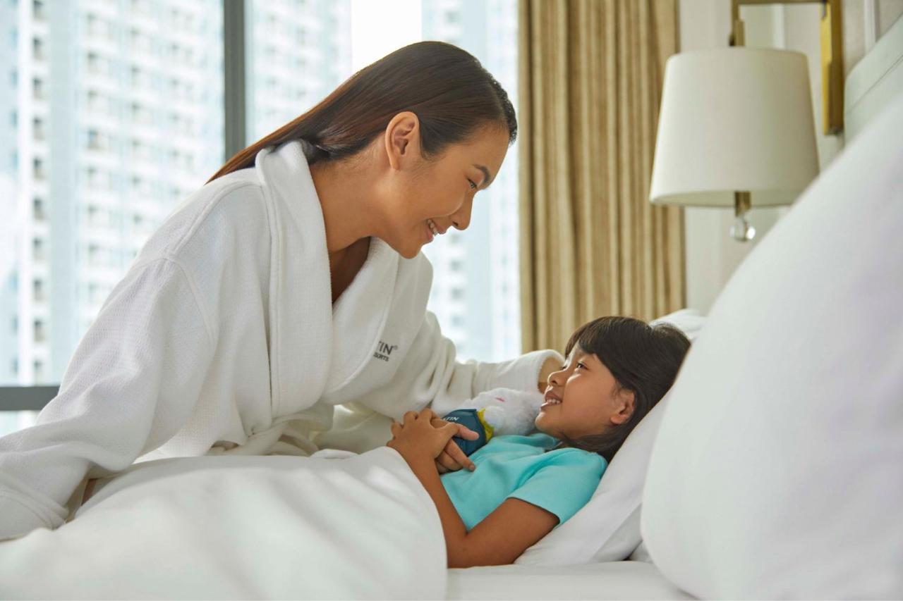 The Westin Surabaya Hotell Exteriör bild