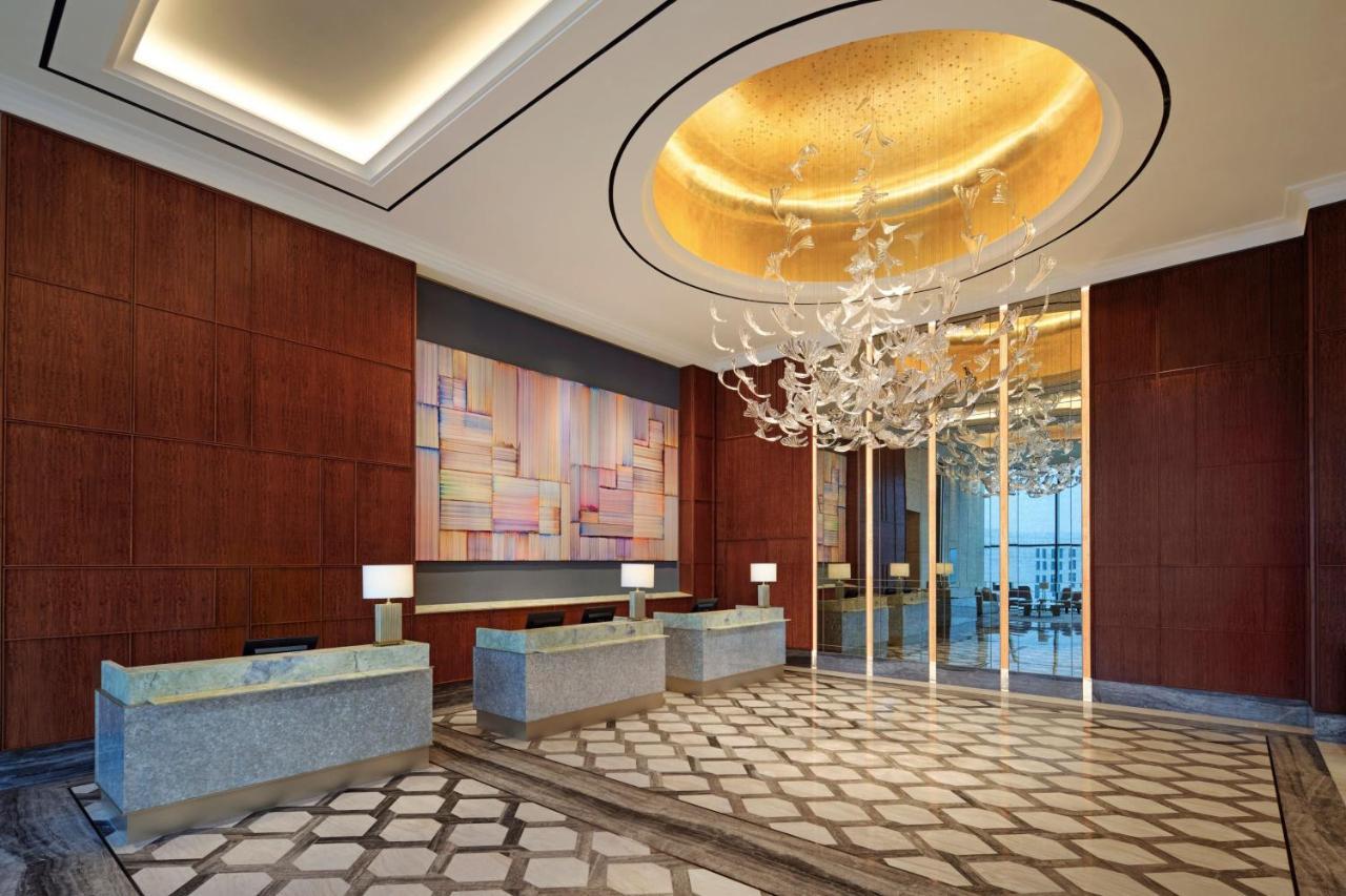 The Westin Surabaya Hotell Exteriör bild