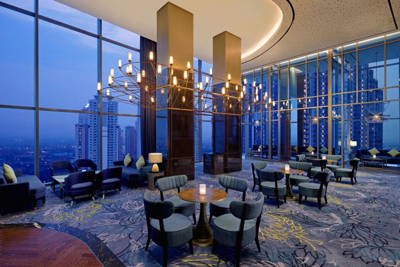 The Westin Surabaya Hotell Exteriör bild