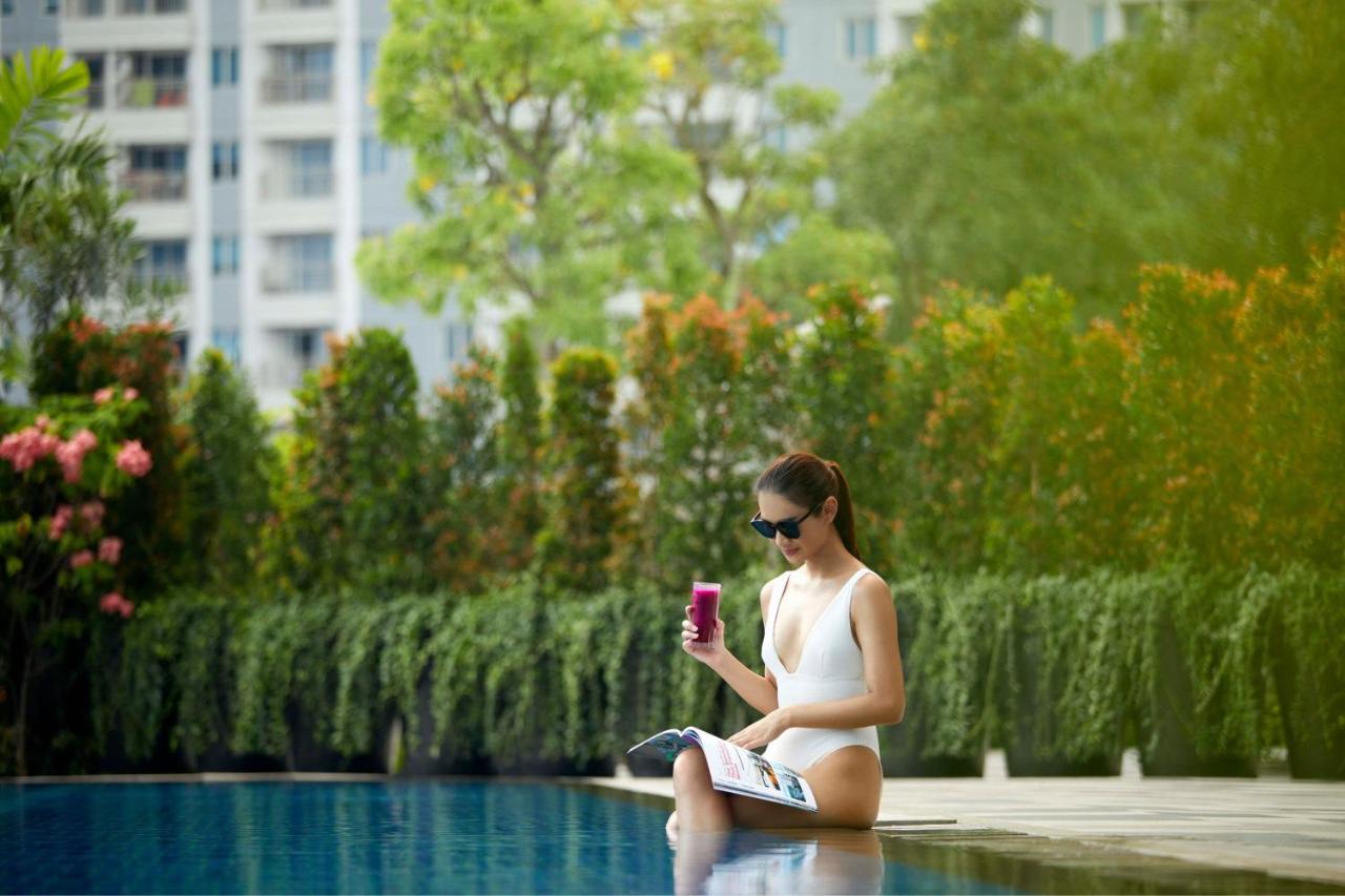 The Westin Surabaya Hotell Exteriör bild