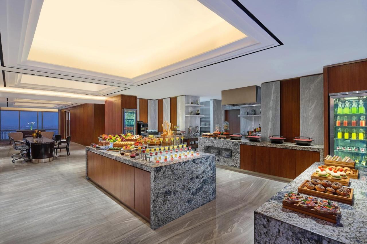 The Westin Surabaya Hotell Exteriör bild