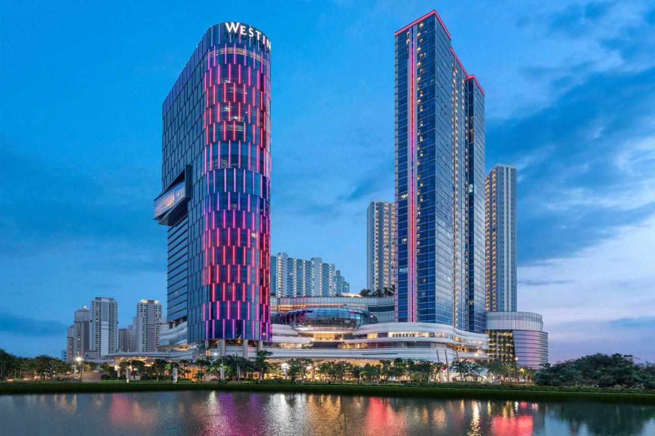 The Westin Surabaya Hotell Exteriör bild