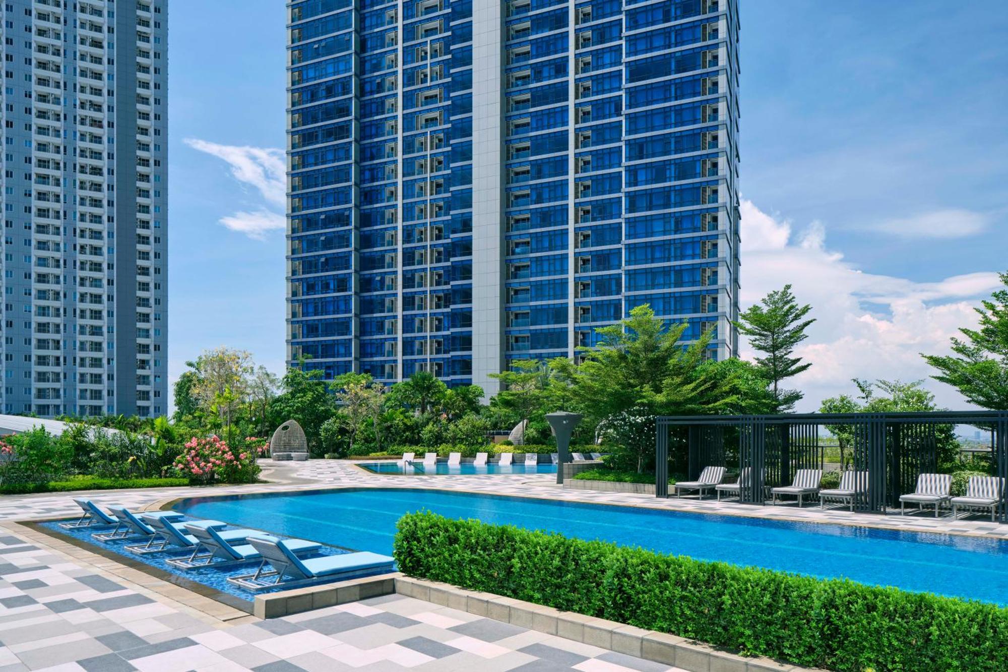 The Westin Surabaya Hotell Exteriör bild